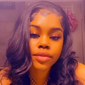 Meet your Posher, Jamequa